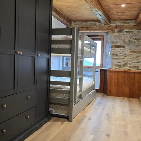 Сasa de vacaciones Corps De Ferme En Aubrac - Avec Jacuzzi Du 15 Avr Au 15 Oct