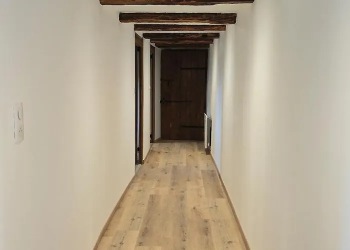 Corps De Ferme En Aubrac - Avec Jacuzzi Du 15 Avr Au 15 Oct Semesterbostad *