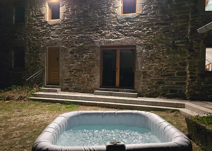 Corps De Ferme En Aubrac - Avec Jacuzzi Du 15 Avr Au 15 Oct Semesterbostad *
